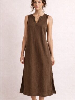 Biaggini | European Traveler Linen Blend Shift Dress with Embellished Neckline